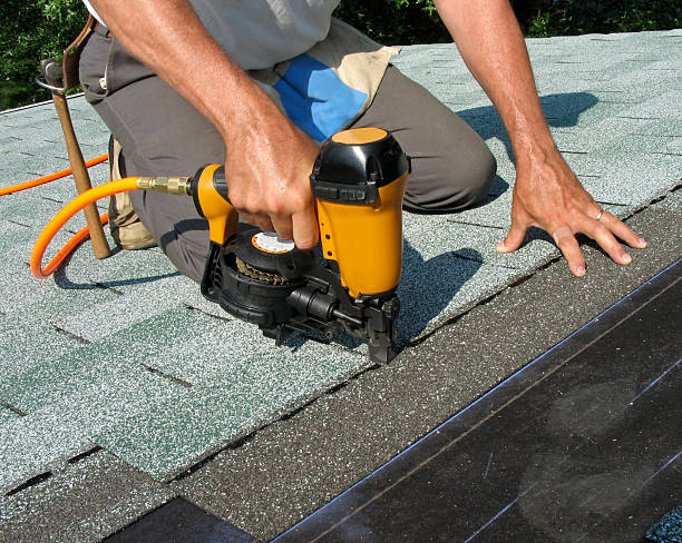 Best Roof Gutter Cleaning  in Blue Mound, TX